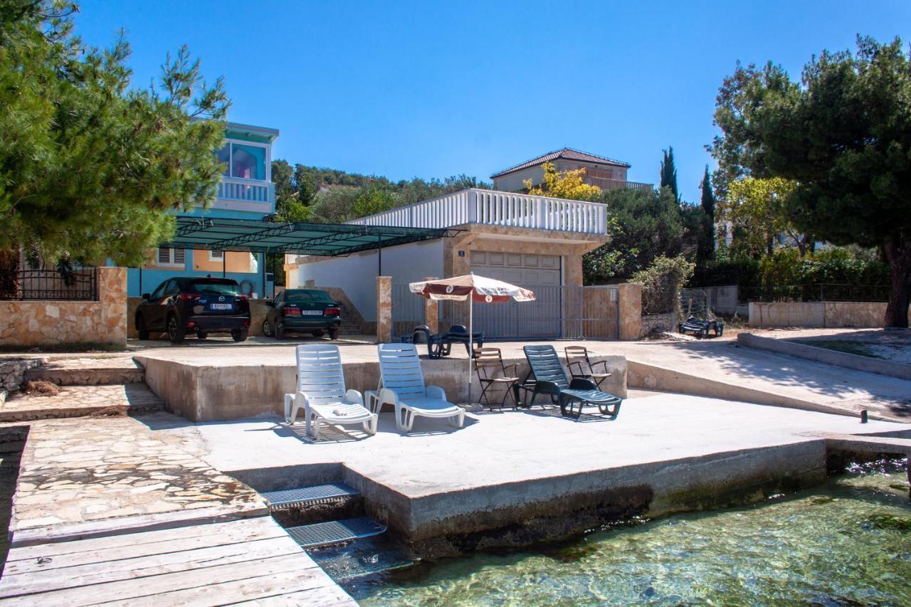 Marcel Apartment Mit Meerblick تروغير المظهر الخارجي الصورة