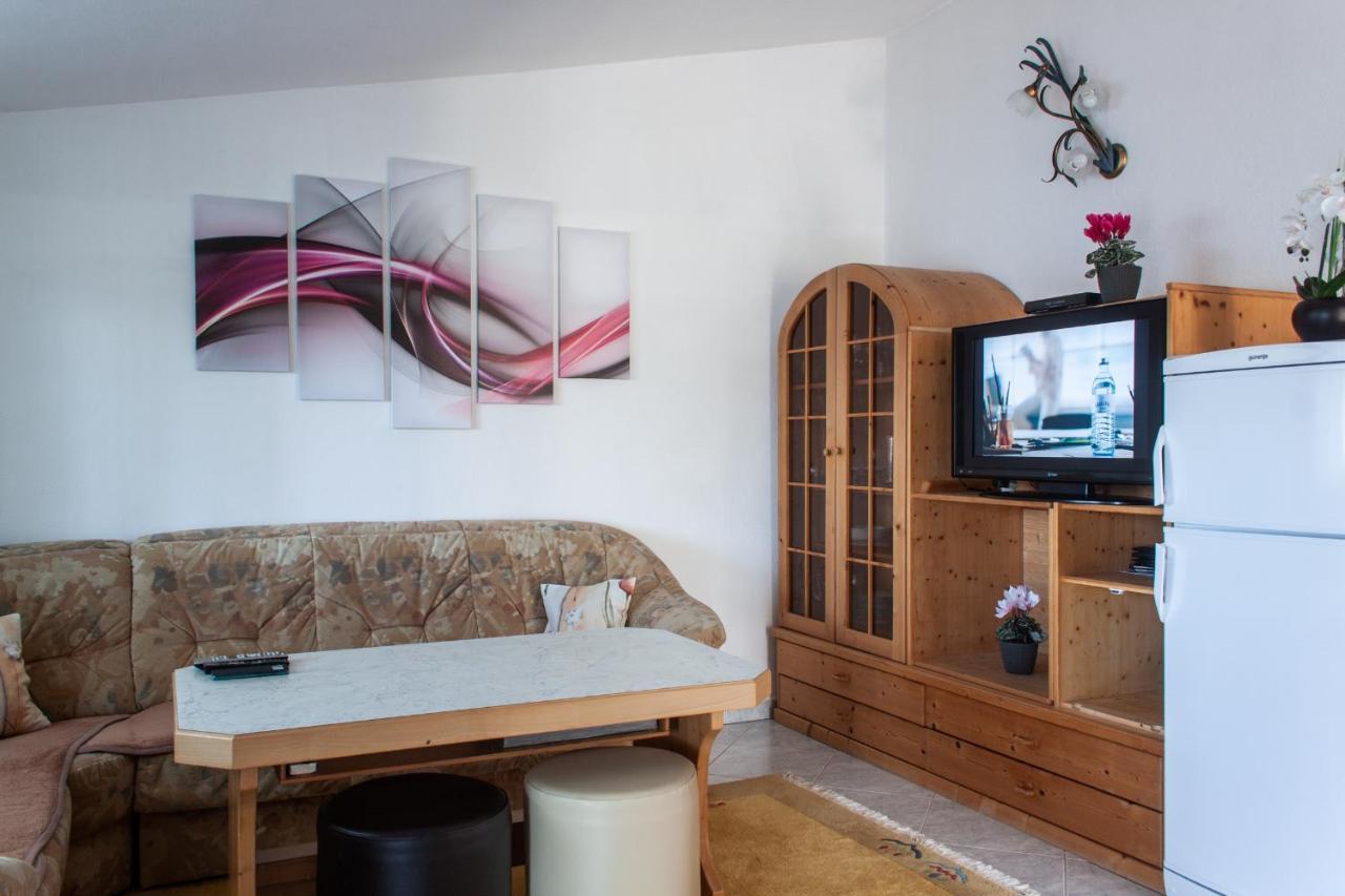 Marcel Apartment Mit Meerblick تروغير المظهر الخارجي الصورة
