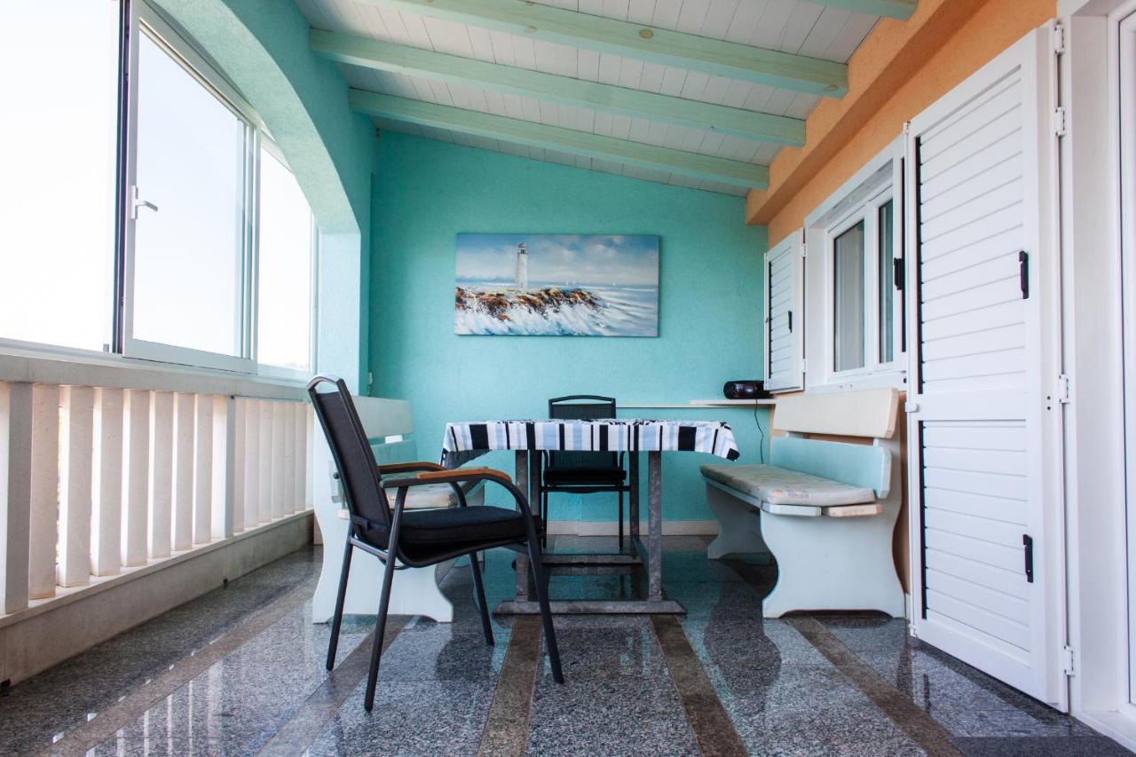 Marcel Apartment Mit Meerblick تروغير المظهر الخارجي الصورة