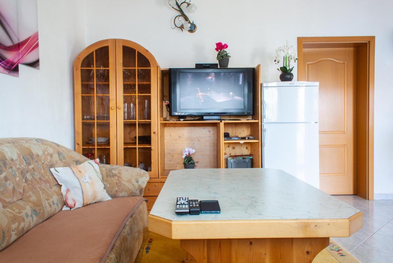Marcel Apartment Mit Meerblick تروغير المظهر الخارجي الصورة