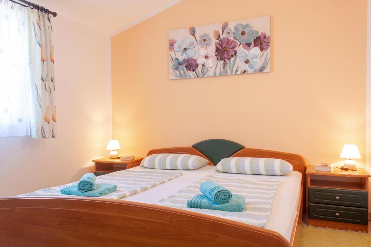 Marcel Apartment Mit Meerblick تروغير المظهر الخارجي الصورة