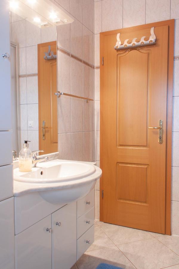 Marcel Apartment Mit Meerblick تروغير المظهر الخارجي الصورة